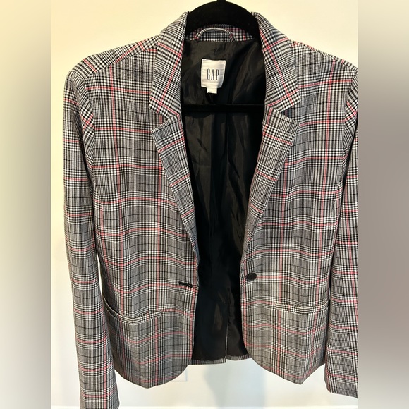 Gap black and red plaid blazer - Picture 2 of 4